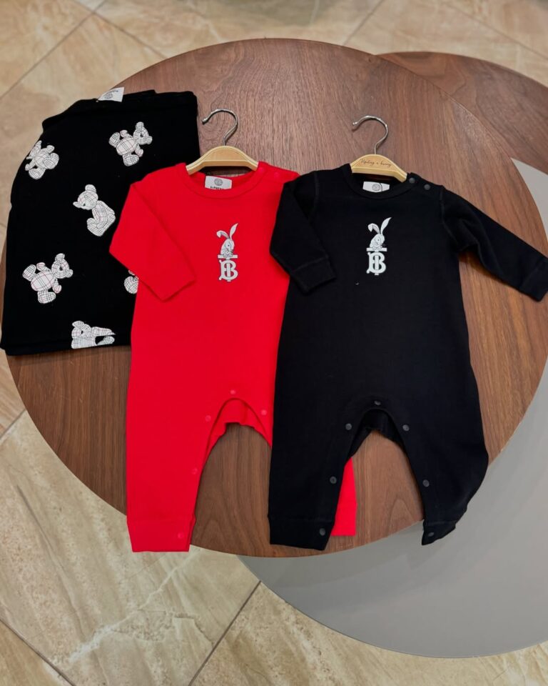 MACACÃO INFANTIL - BURBERRY