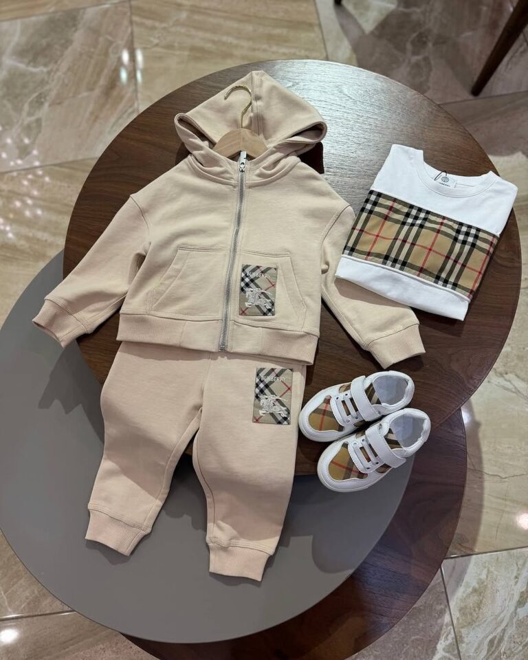 CONJUNTO INFANTIL - BURBERRY