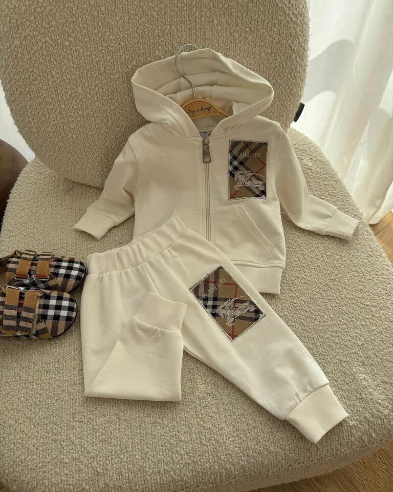 CONJUNTO INFANTIL - BURBERRY