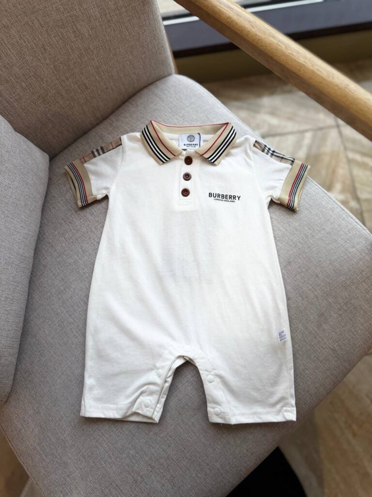 MACACÃO INFANTIL - BURBERRY